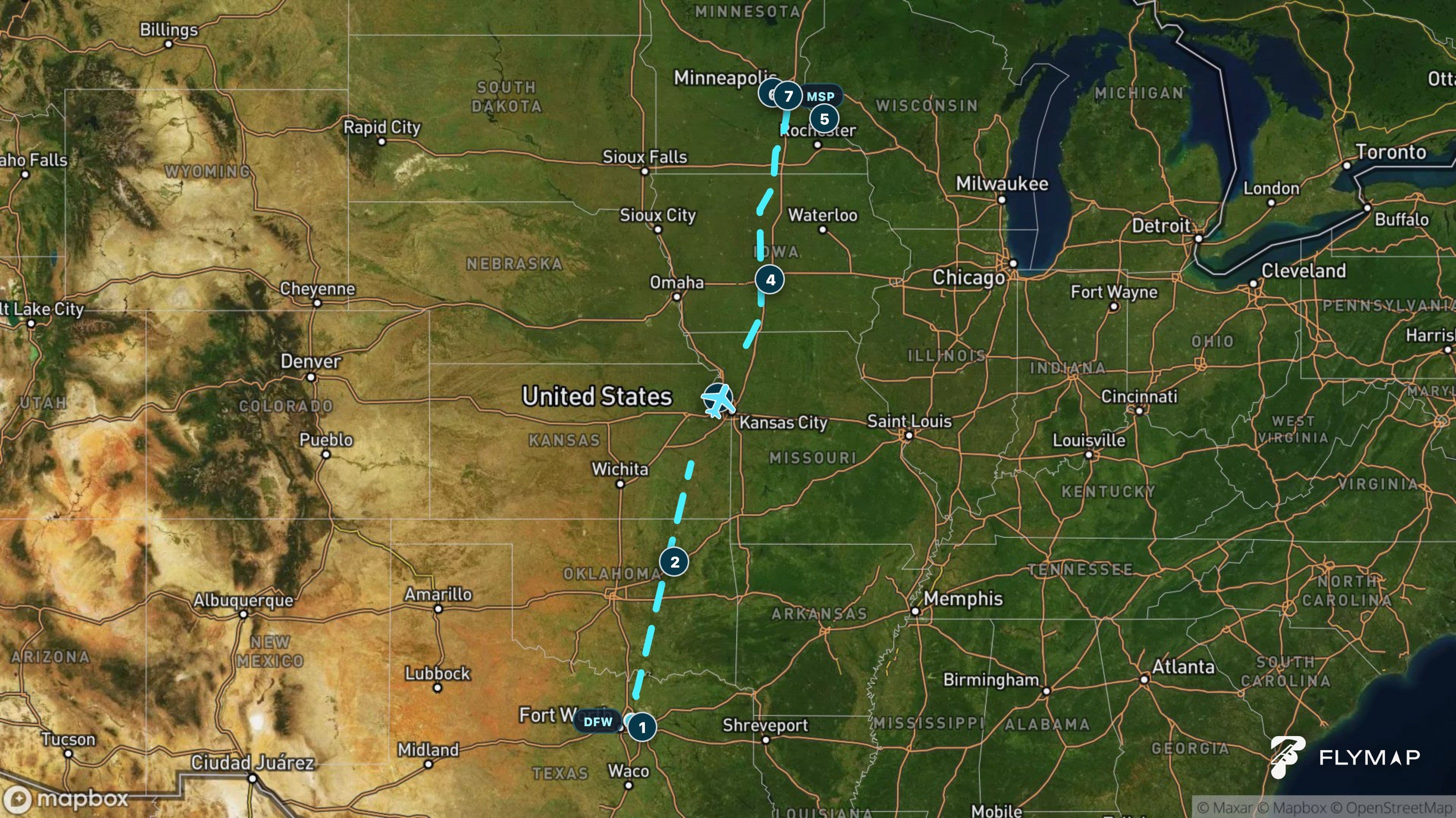 Map of the Dallas-Fort Worth to Minneapolis flight route across the central United States
